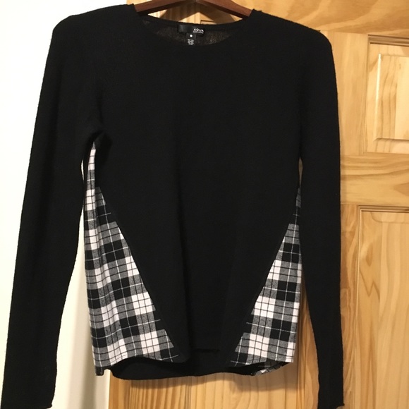 Aqua Cashmere cozy sweater. Worn once! - Picture 2 of 4